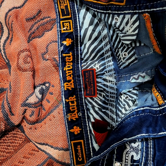 Rock revials - Picture 6 of 7